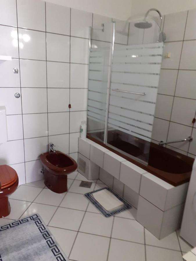 Vrata Jadrana 1 Apartment Рийека Екстериор снимка