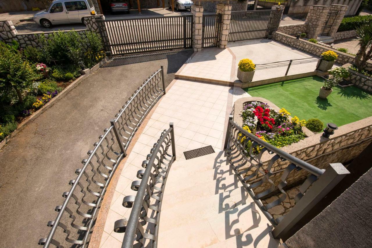 Vrata Jadrana 1 Apartment Рийека Екстериор снимка